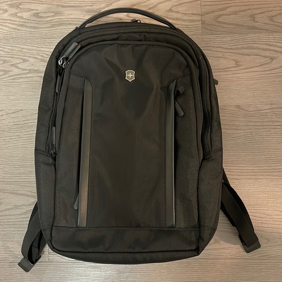 Victorinox Bags Victorinox Altmont Professional Compact Laptop Backpack Poshmark